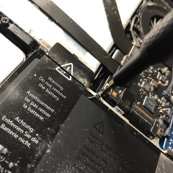 Tips on how to replace your MacBook Battery - Battery Mate